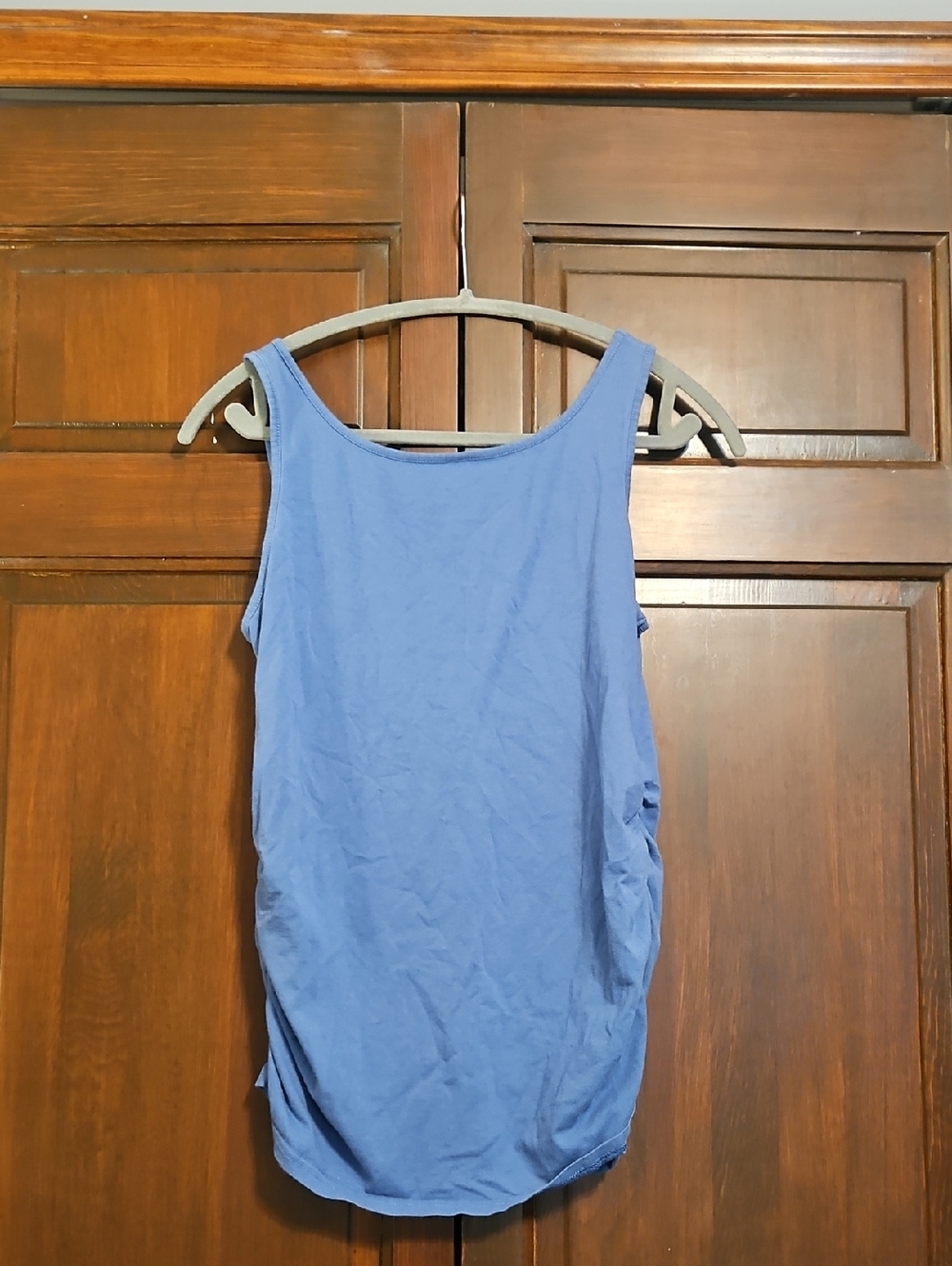 Tank Top With Rouched Sides - Picture 3 of 3